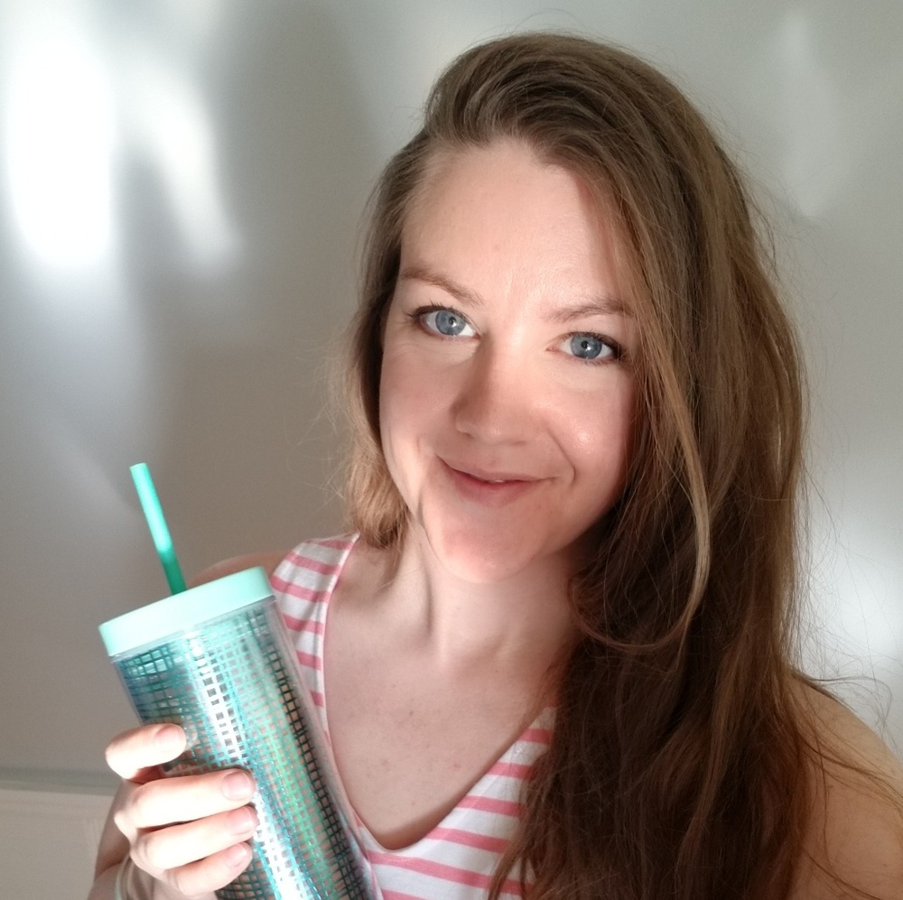 Meet your Posher, Cara